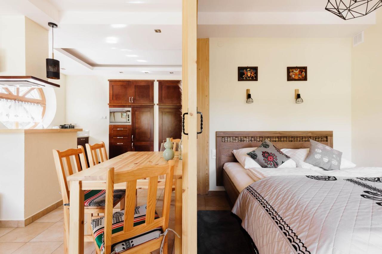 Apartamenty Chata Pod Reglami Zakopane Exterior photo